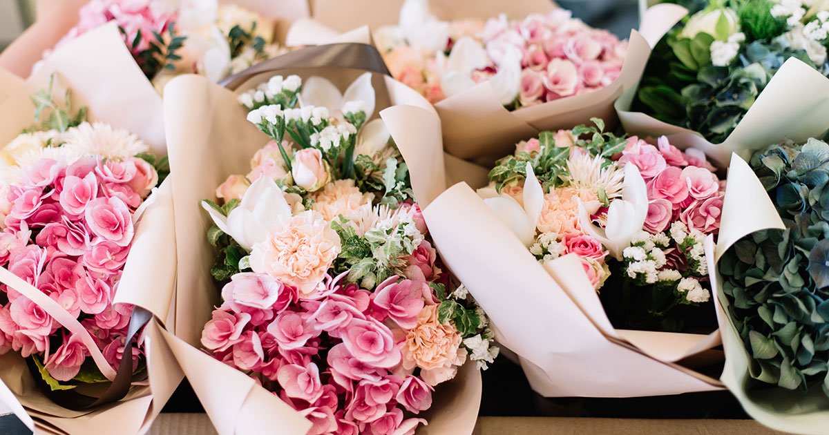 wedding flowers roses delivery